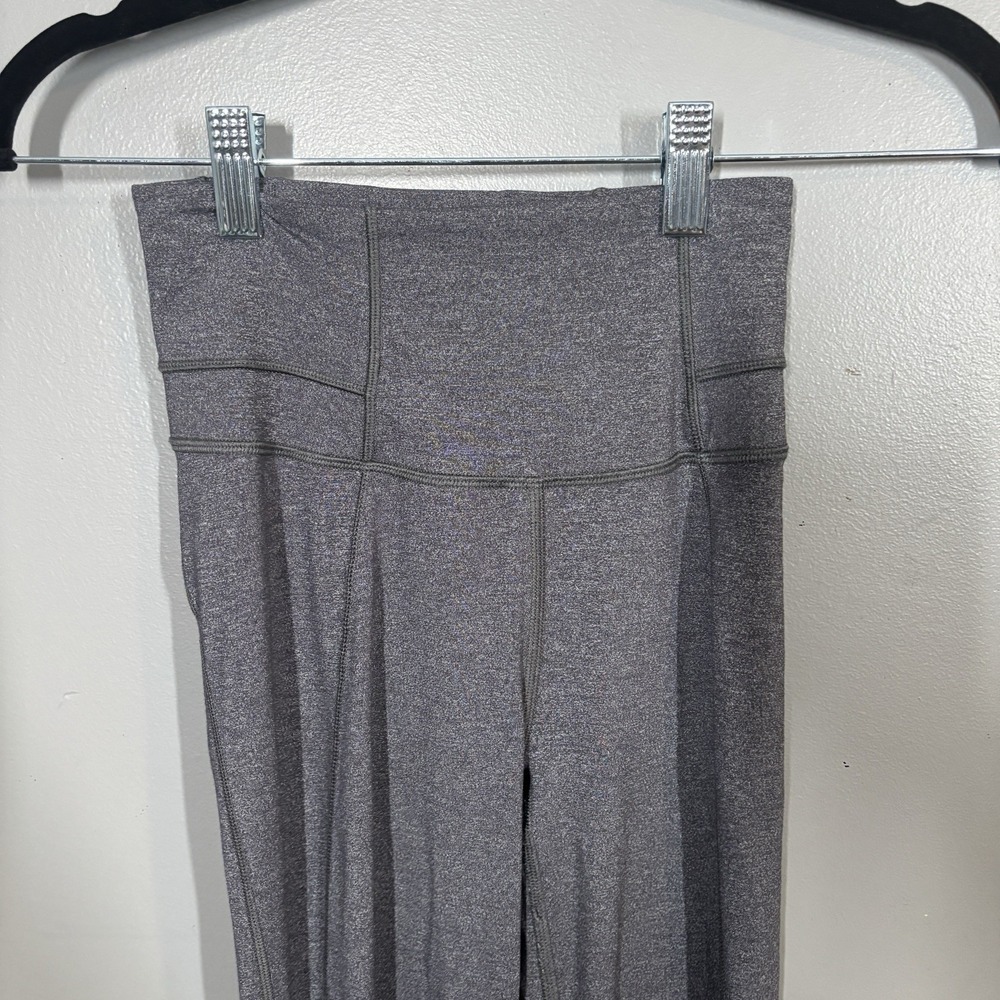 Lululemon Groove Flared Pants Size 2 Gray Yoga Leggings 32" Athletic Athleisure - Picture 2 of 4